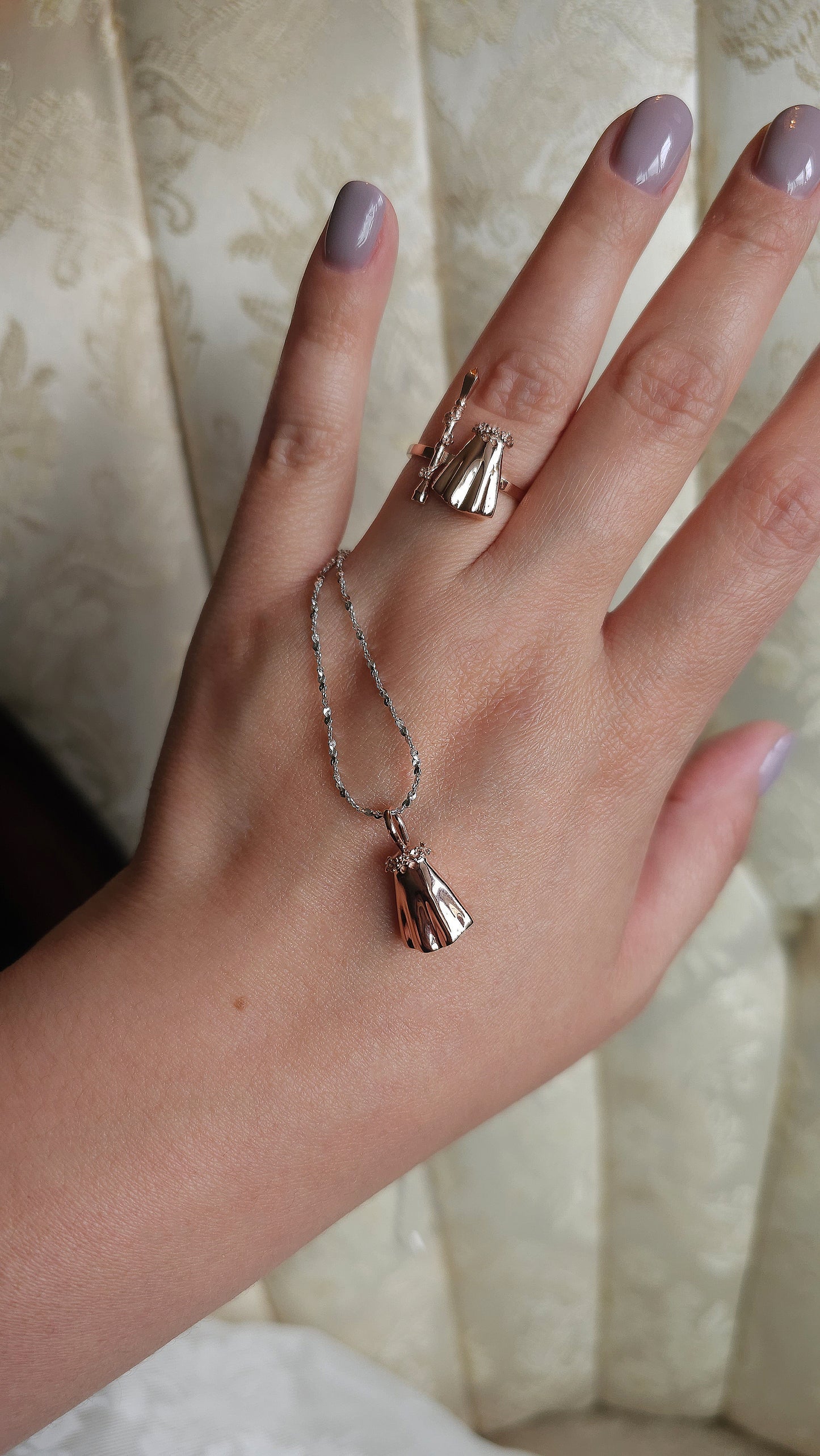 Spring Ghost & Lamp Ring