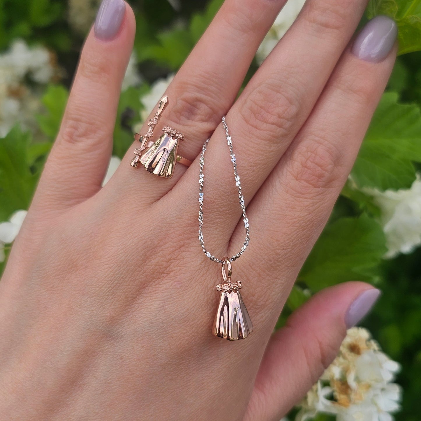 Spring Ghost & Lamp Ring