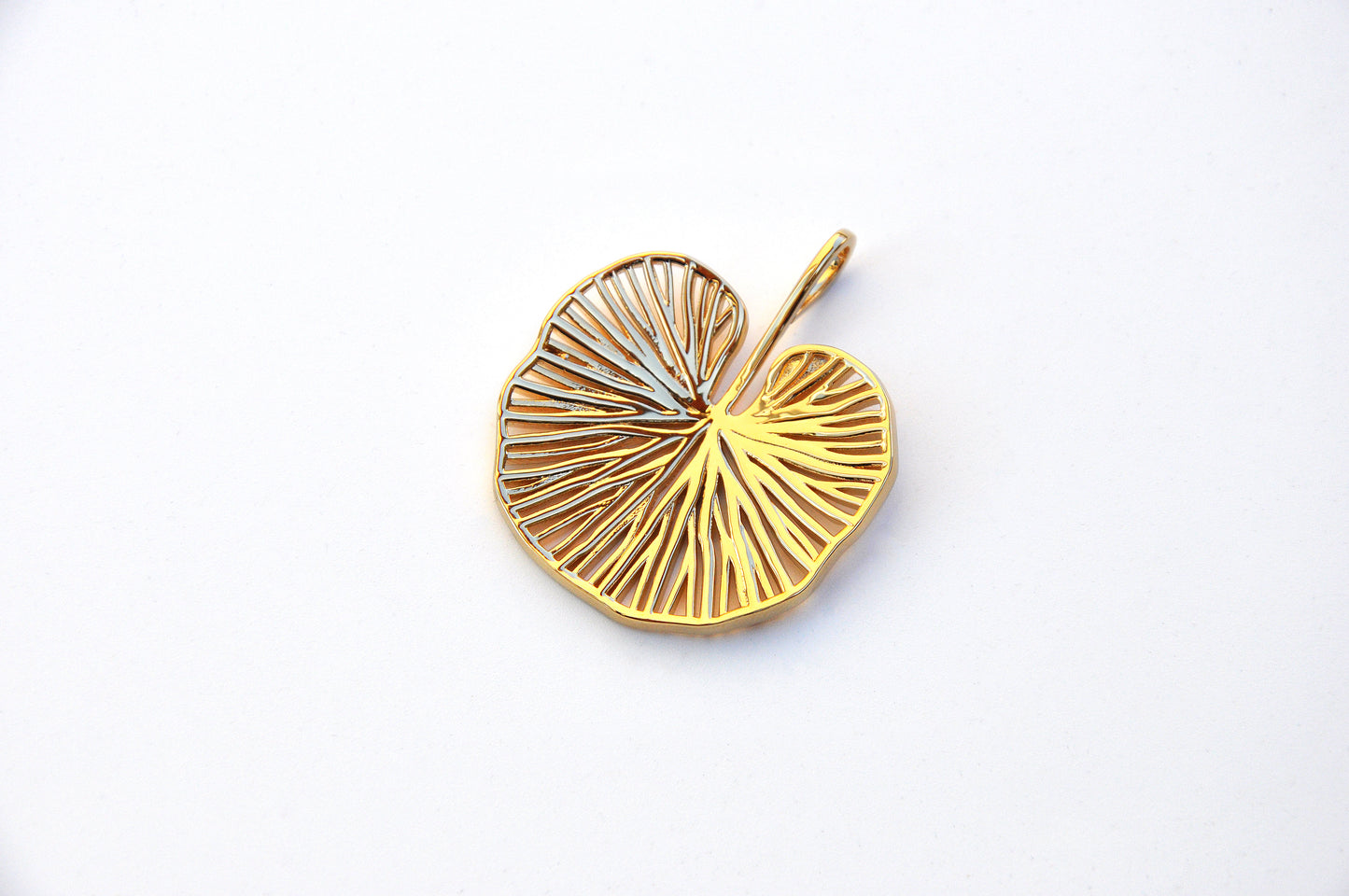 Kidney Fern Pendant