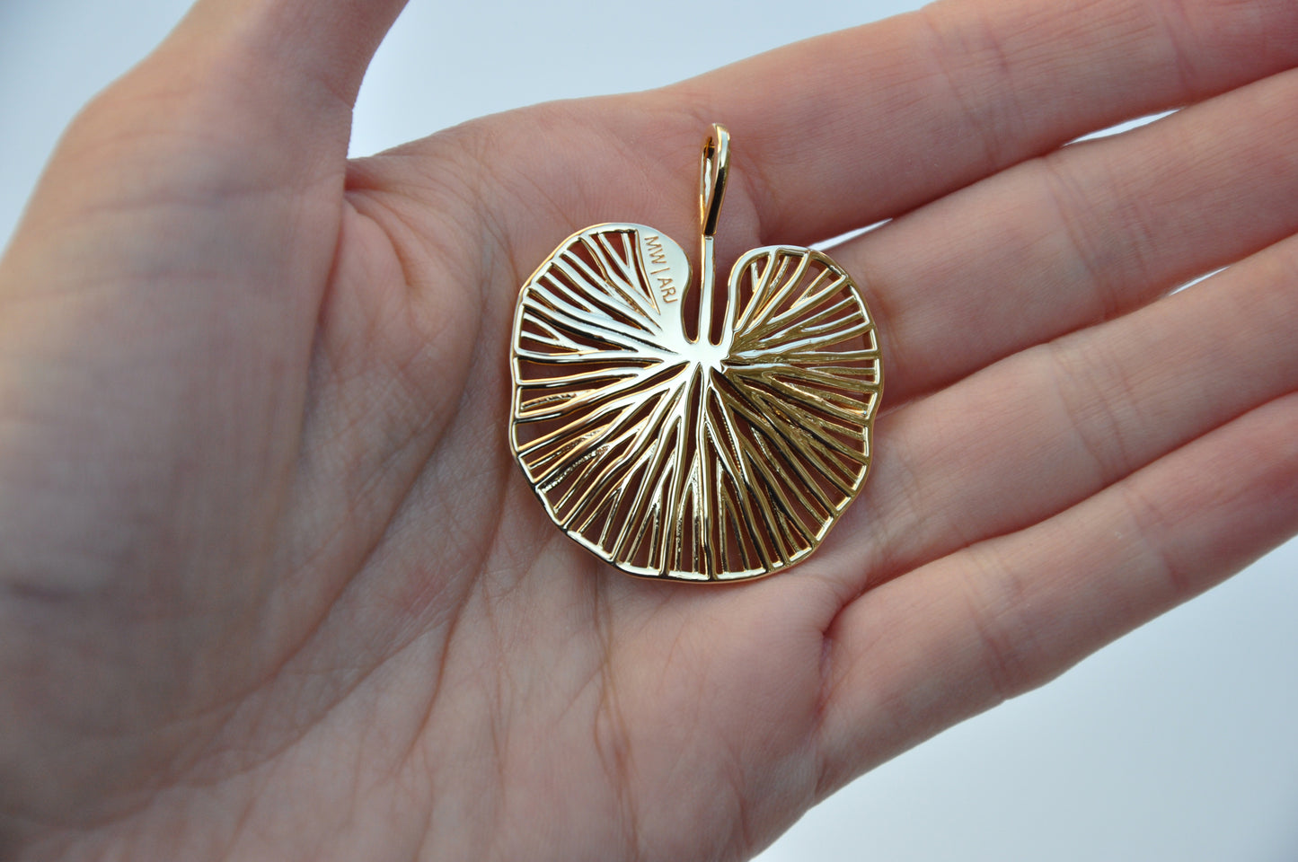 Kidney Fern Pendant