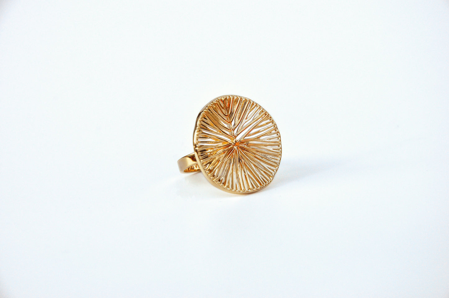 Amazonian Water Lily Ring