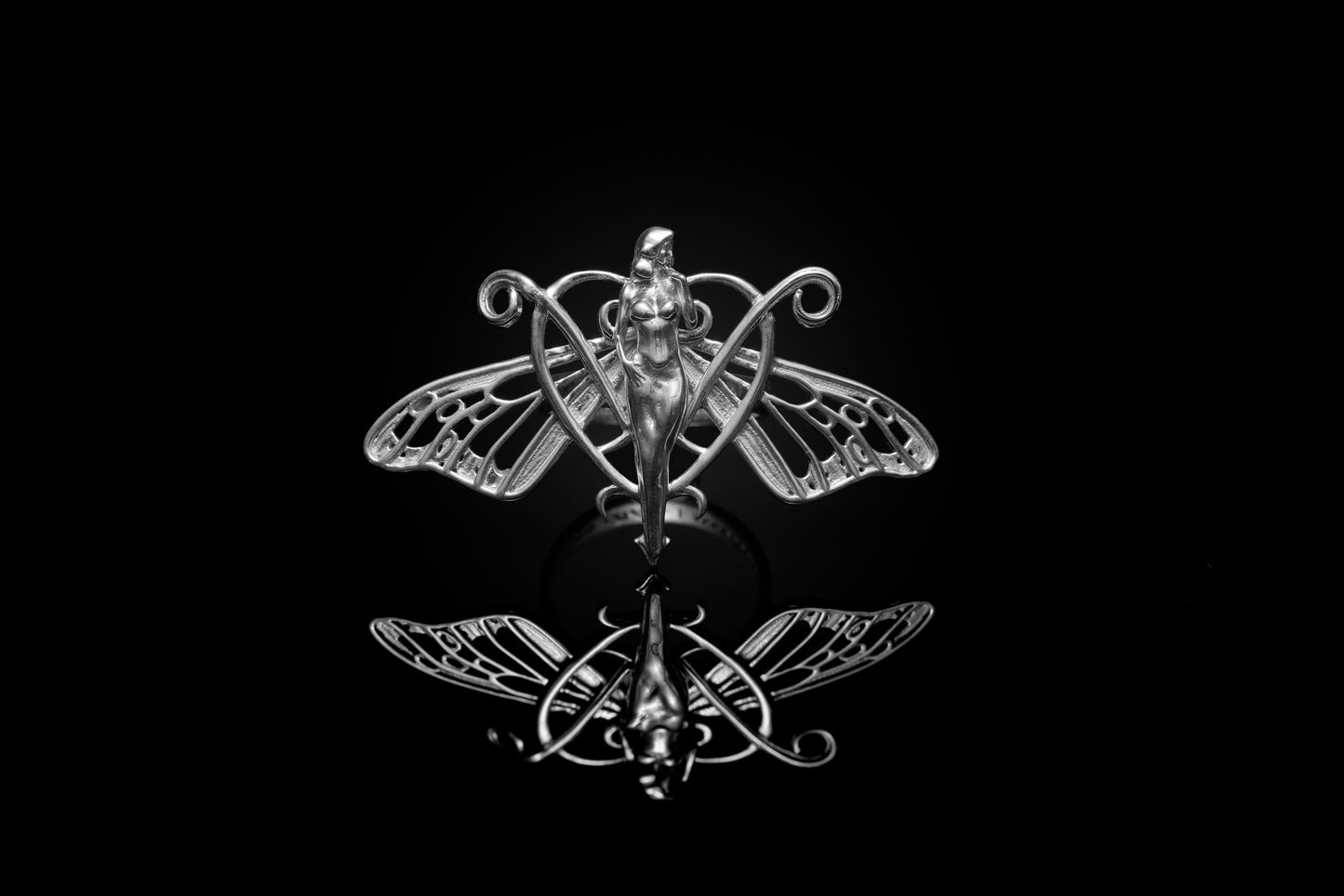 Monarch Butterfly Nymph Ring
