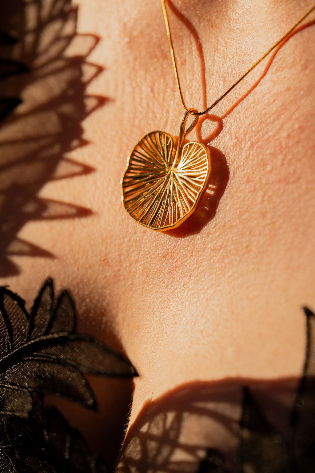 Kidney Fern Pendant