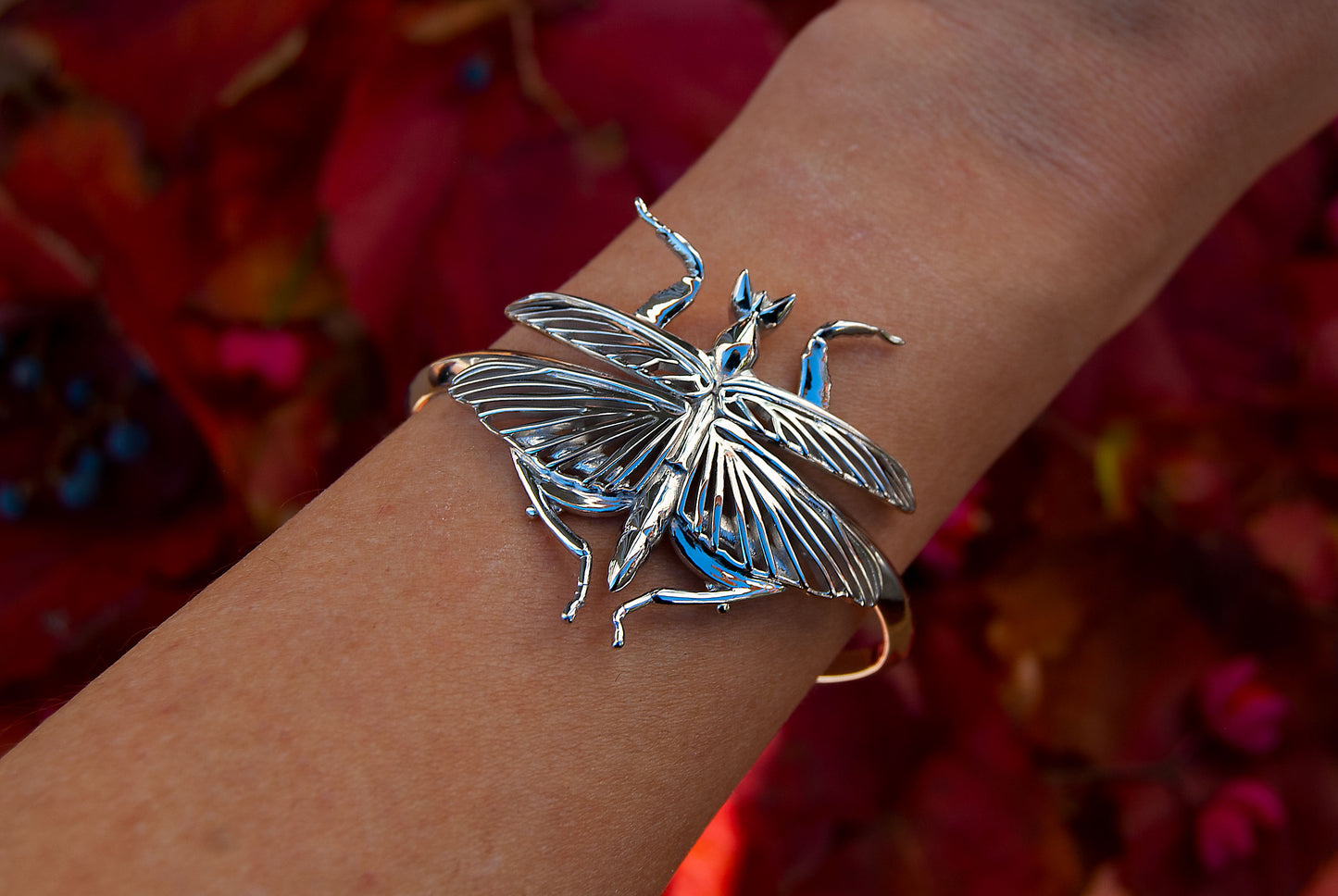 Orchid Praying Mantis Bracelet