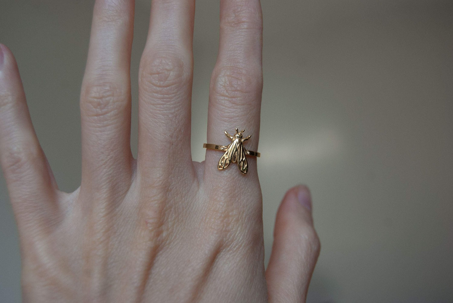 Gold-plated bee wasp ring with engraved details