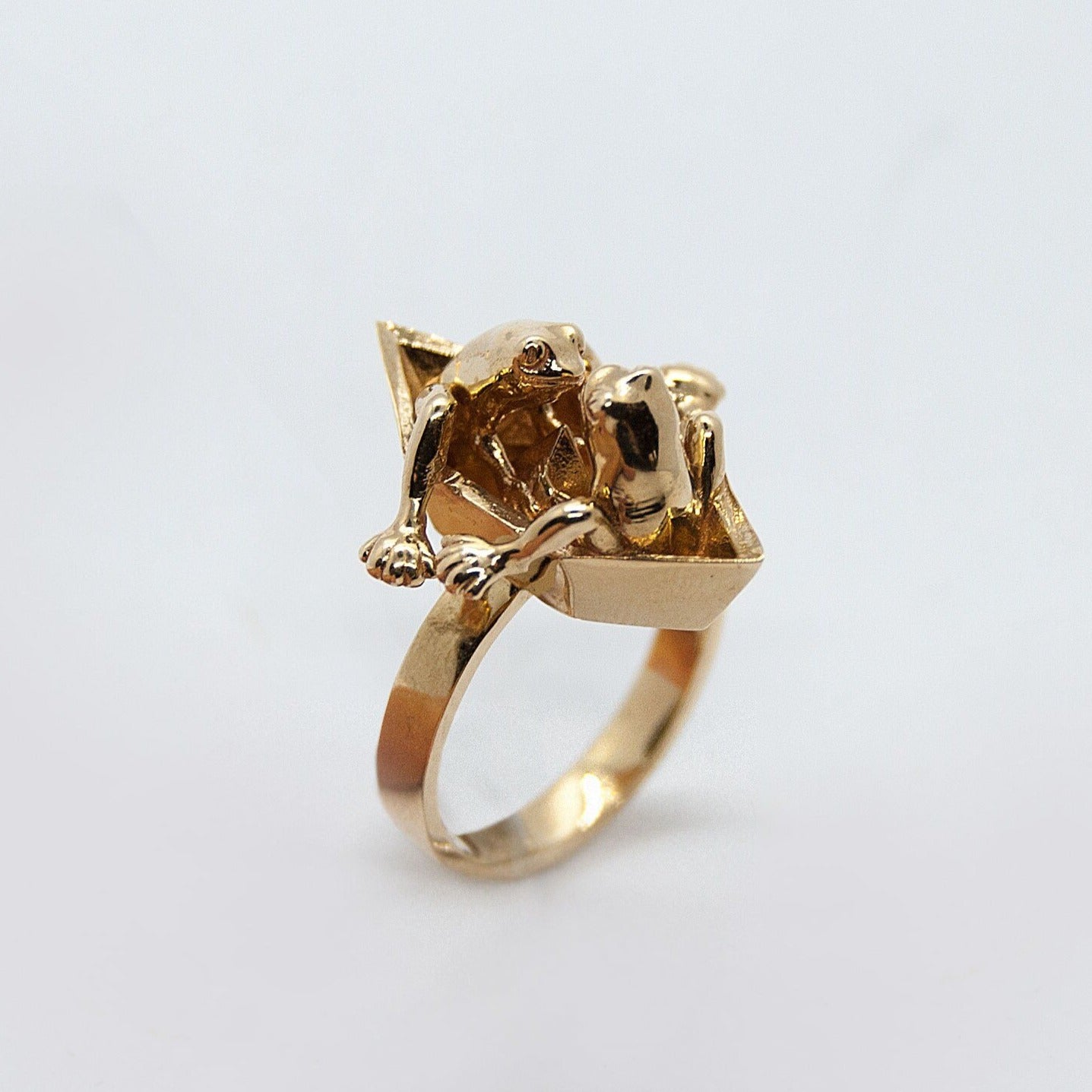 Frogs On Origami Boat Ring