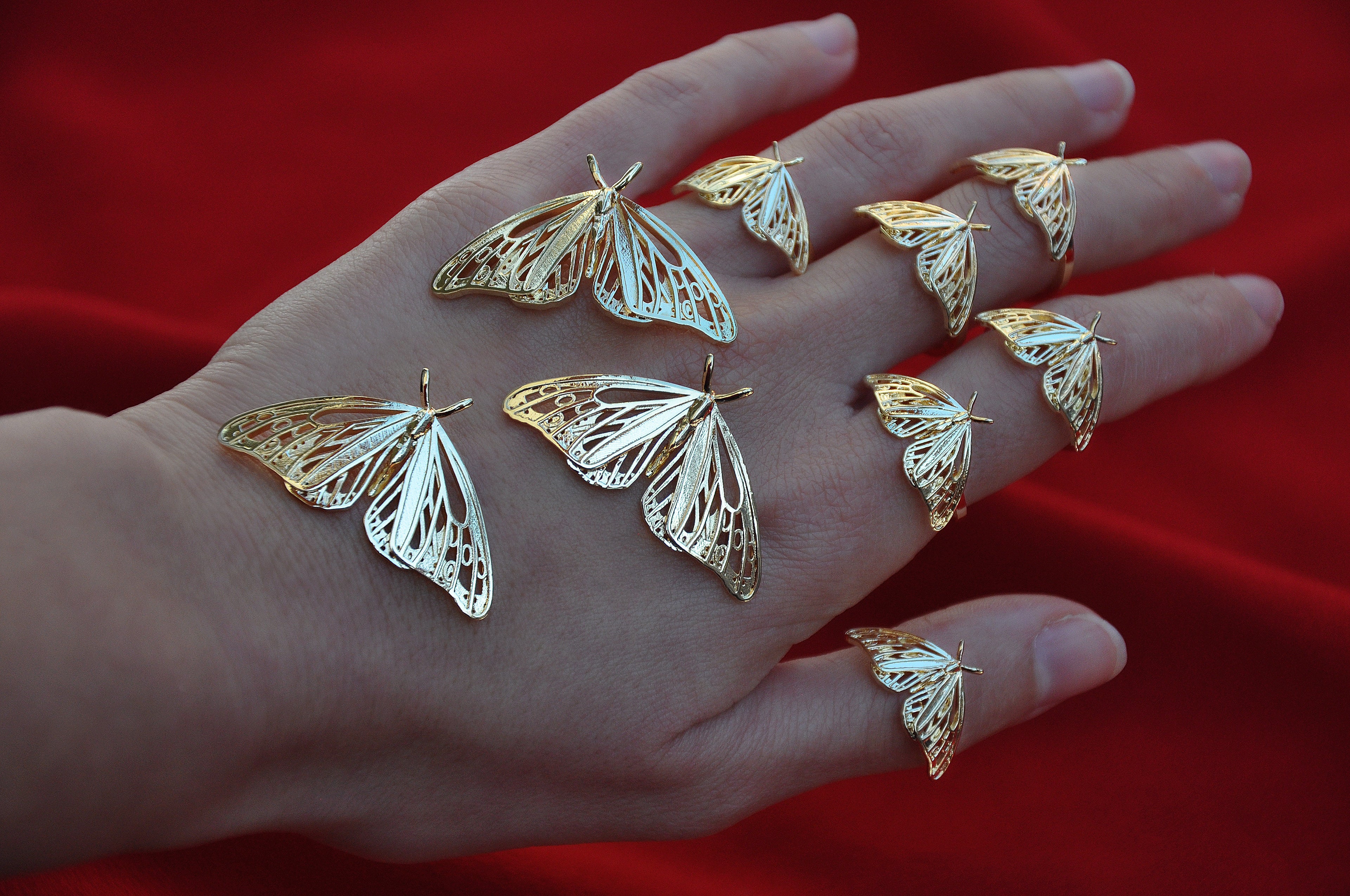 Monarch Butterfly Jewelry Collection – nature-inspired rings, pendants, and bracelets by Anna Reikher