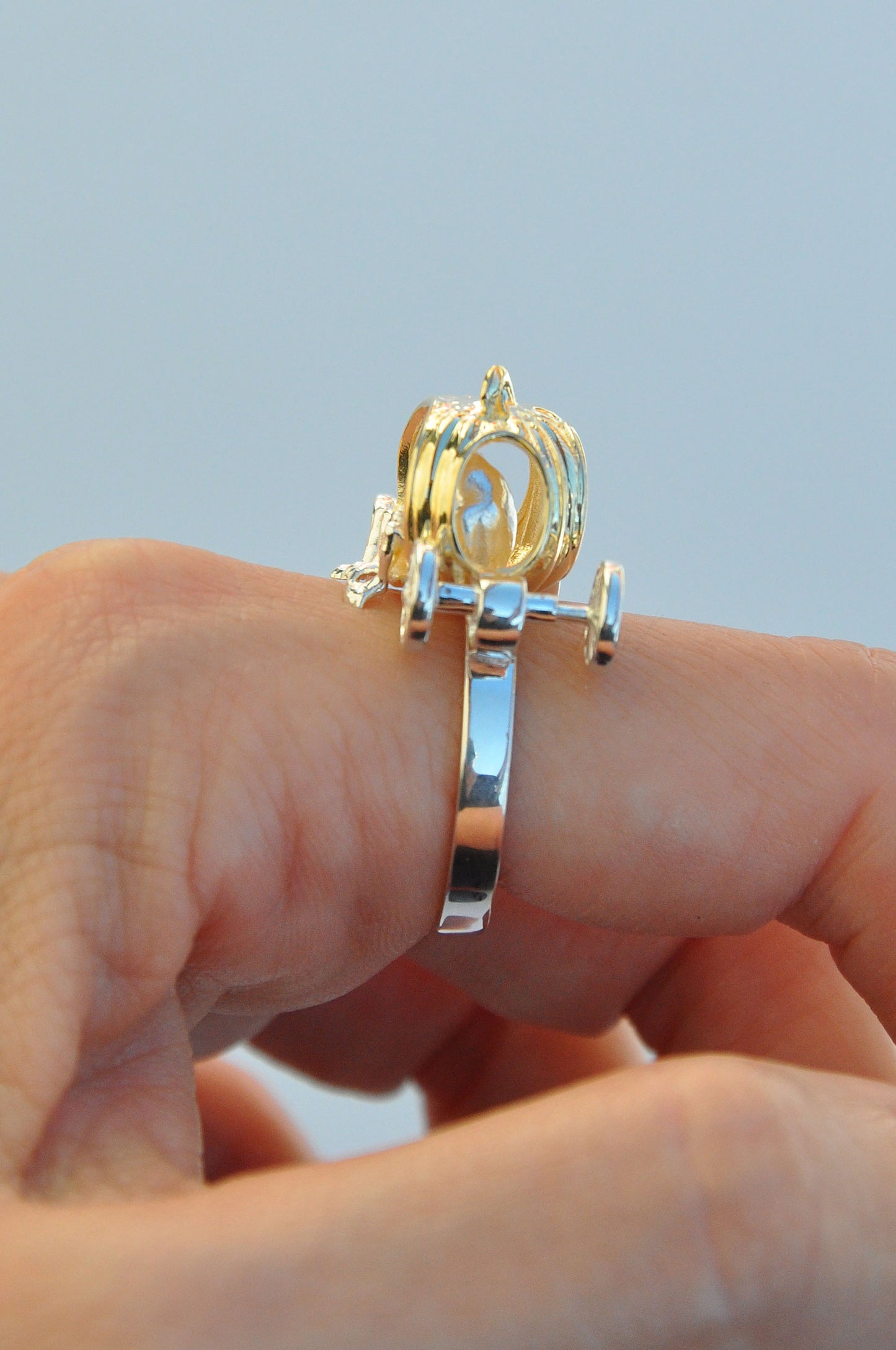 Frogs in Pumpkin Carriage Ring – Silver & Gold‑Plated Pumpkin Fairy‑Tale