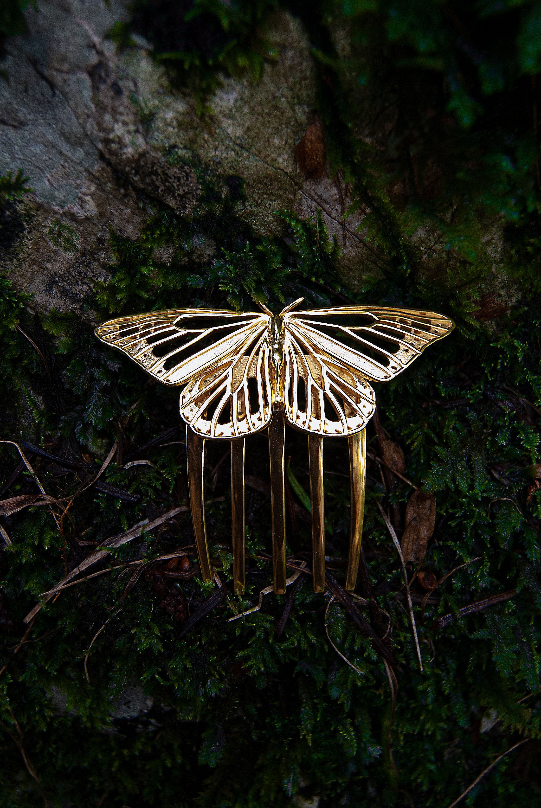 Butterfly Hair Comb, Wings Hair Comb, Butterfly Hair Accessories, selling Monarch Butterfly, Orange and Ivory Silk Organza, Silk Butterfly