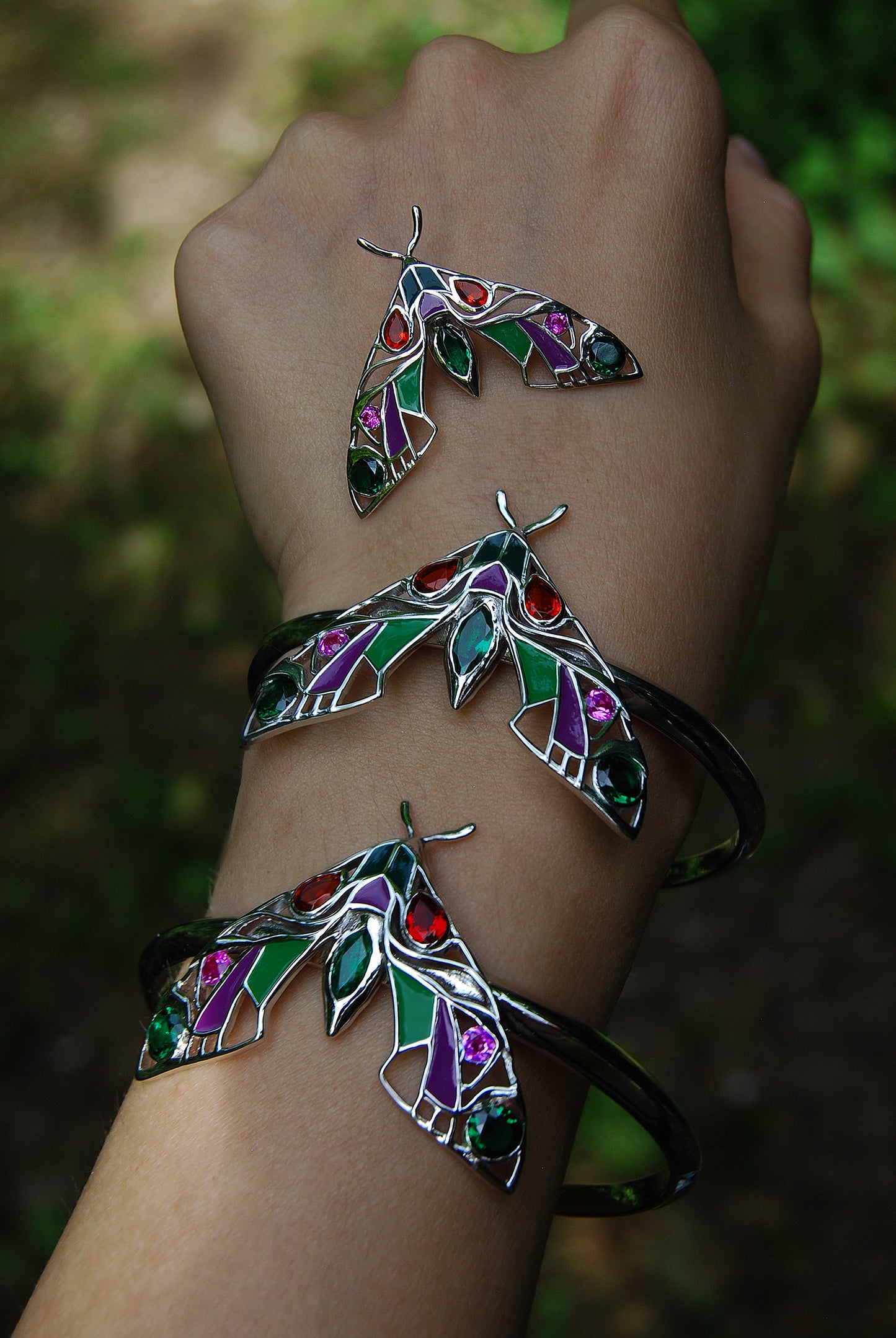 Silver moth pendant necklace and bracelet collection set photo 1
