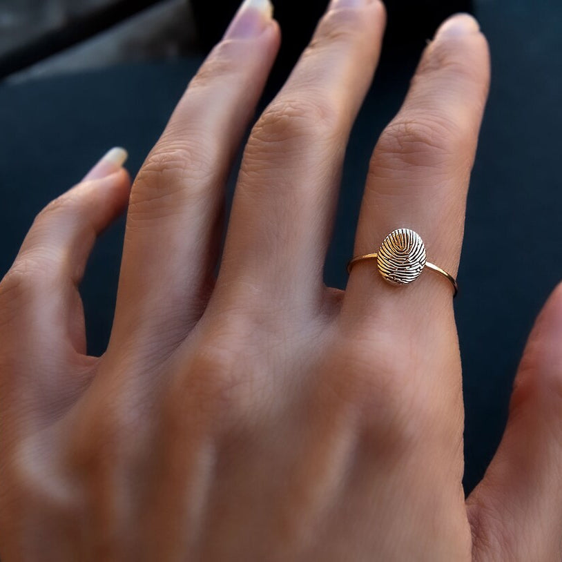 Misty Forest Fingerprint Ring - 18K Natural White Gold - Goldsmith Malmö -  Unique jewellry - Lotta Jewellery