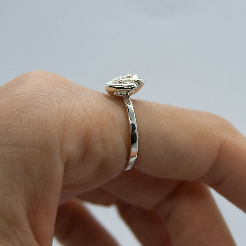 Tiny frog in Embryo pose ring