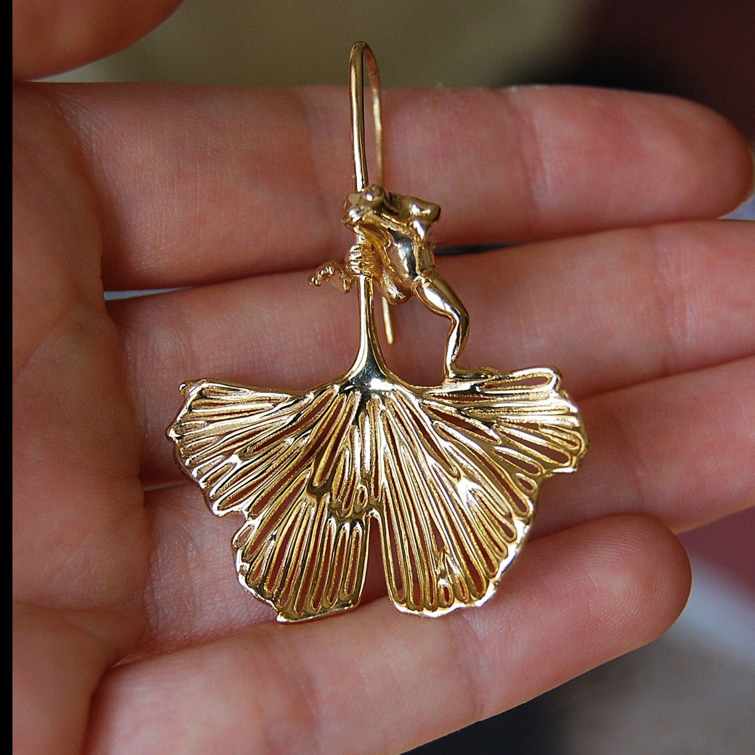 Ginkgo Biloba Leaf Lightweight Dangle Earrings - Etsy